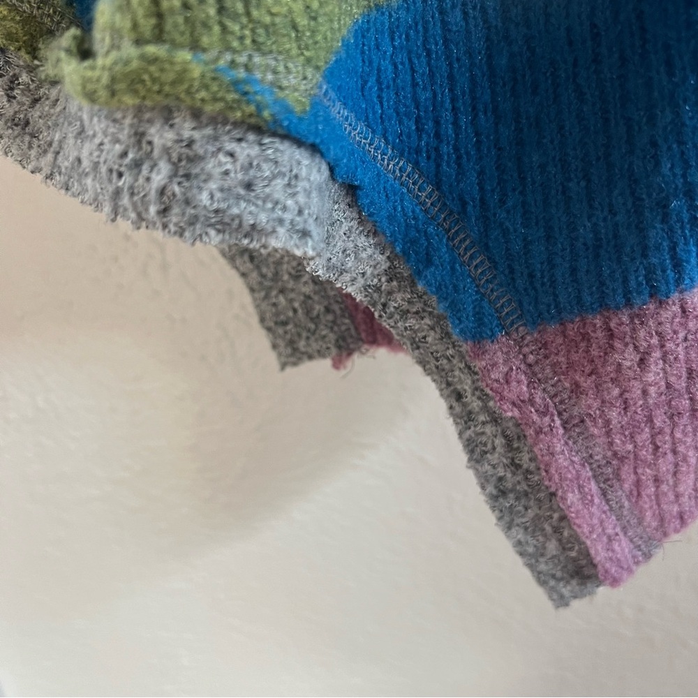 Free People Susie Sweater gray with colorful side panels - Picture 7 of 10